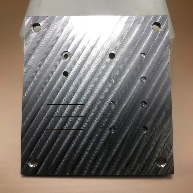 Tarkkuusmikroura-metallin työstökomponentit