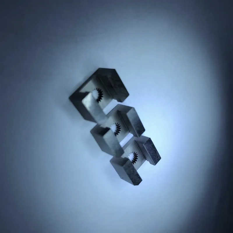 0,05 mm:n hienolankaiset hitaan langankäsittelypyörät